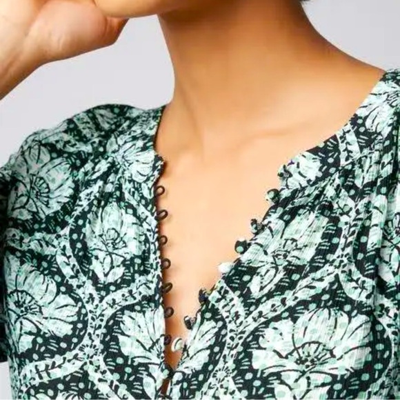 White House Black Market Tops White House Black Market Long Sleeve